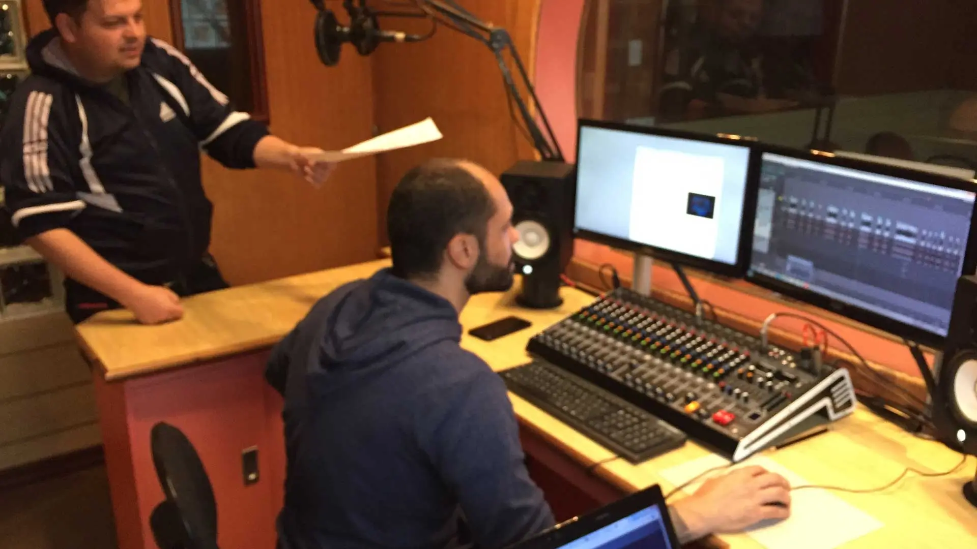 Radio Biblia: The Word 24/7!
